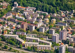 https://www.metropolitan.si/branje/novice/zaradi-prenove-zeleznice-polletna-zapora-glavne-ceste-skozi-jesenice/