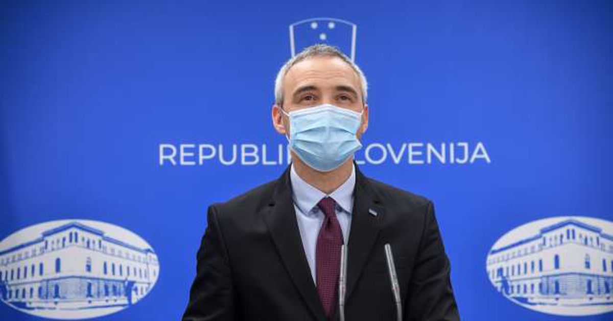 Primož Kralj? / Minister Janez Cigler Kralj o reševanju drugega vala ... : Member for 9 years, 1 month.