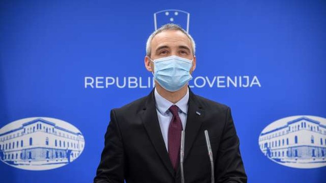 Minister Cigler Kralj pozitiven na testu za novi koronavirus (foto: Nebojša Tejić/STA)