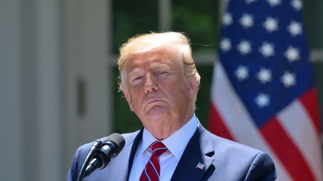 Ameriški obveščevalci zaskrbljeni, kaj bo Trump počel z državnimi skrivnostmi