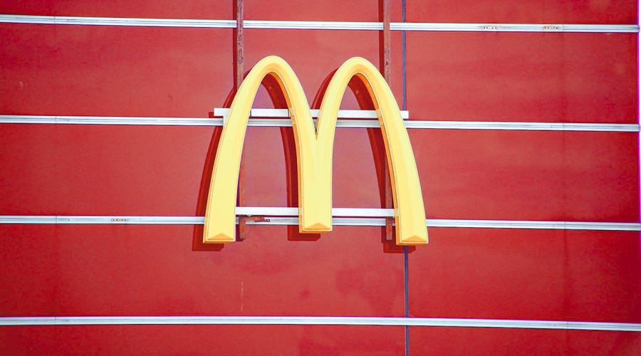 Obožuješ McNuggets? Novo razkritje McDonald'sa te bo vrglo na rit (tega nismo pričakovali!) (foto: Profimedia)