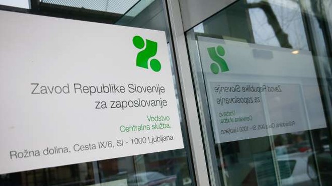 Zavod za zaposlovanje za interventne ukrepe namenil več kot 310 milijonov evrov (foto: Anže Malovrh/STA)