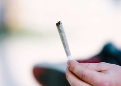 Četrtina uporabnikov med pandemijo povečala rabo drog