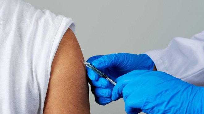 NIJZ dobil dodatnih 20.000 odmerkov cepiva proti gripi (foto: profimedia)