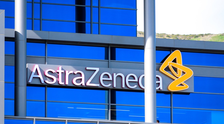 Cepivo AstraZenece, ki je cenejše in ga bo moč skladiščiti tudi pri 8 stopinjah, je v povprečju 70-odstotno učinkovito (foto: Shutterstock)