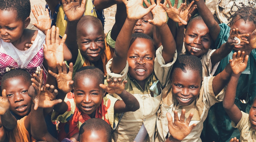 Unicef se pripravlja na "mamutsko operacijo:" Cepivo proti covidu-19 bo dostavil 2 milijardama najrevnejših prebivalcev (foto: Shutterstock)