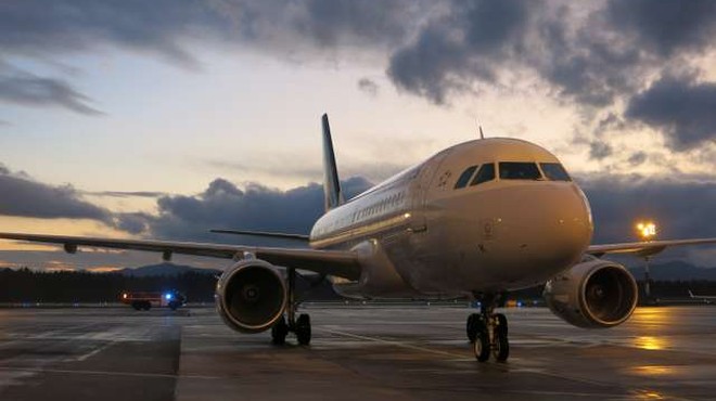 Državno subvencijo bo prejelo osem letalskih prevoznikov (foto: Tinkara Zupan/STA)