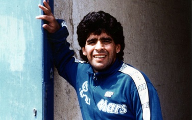 V 61. letu starosti je umrl nekdanji argentinski nogometaš Diego Maradona