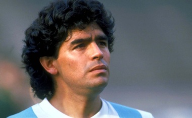 V 61. letu starosti je umrl nekdanji argentinski nogometaš Diego Maradona