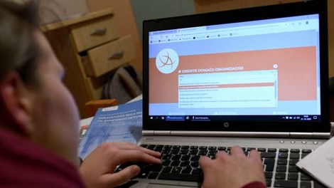 V času epidemije za najmlajše pomembna ustrezna organizacija dejavnosti