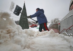 Ste pripravljeni na prvo belo pošiljko? Preverite, kje bo sneg zapadel celo do nižin