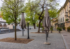 Gostinstvo in turizem na robu preživetja: Brez dela že skoraj 10.000 ljudi, do spomladi še enkrat toliko