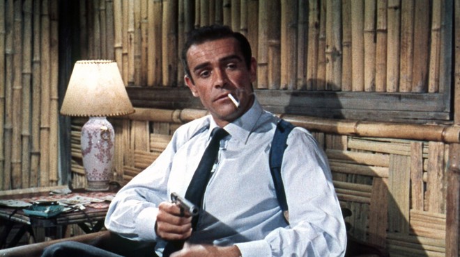 Pištolo Jamesa Bonda, ki jo je imel  v filmu Dr. No Sean Connery, na dražbi prodali za četrt milijona (foto: profimedia)