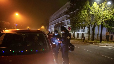 Drugi petek zapored so se protestniki odpravili na ulico z avtomobili