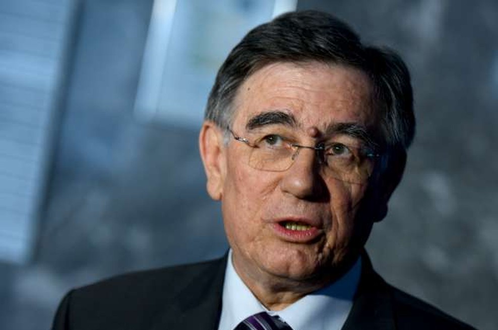 Pravna strokovnjaka: Neobjava sklepov o protikoronskih ukrepih huda napaka vlade (foto: Tamino Petelinšek/STA)