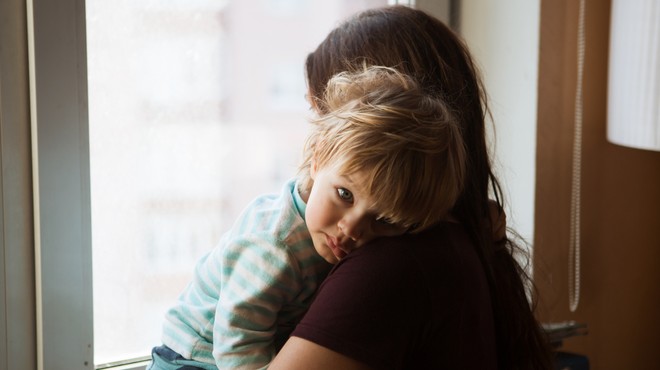 Resnični zgodbi dveh mamic v boju s finančno stisko, ki sta kljub vsem težavam ohranili upanje (foto: Shutterstock)