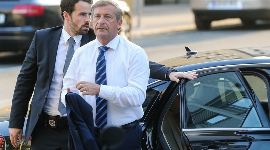 Na vrhu stranke DeSUS vnovič nekdanji predsednik Karel Erjavec (foto: profimedia)