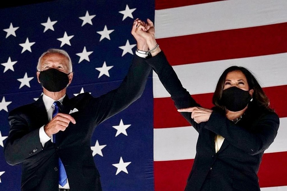 Joe Biden in Kamala Harris osebnosti leta revije Time (foto: Profimedia)