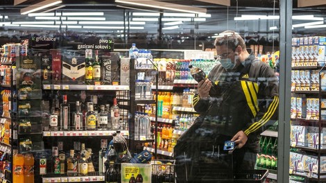 Hrvati koronavirusni bilanci dodali še 4135 okužb in 78 umrlih