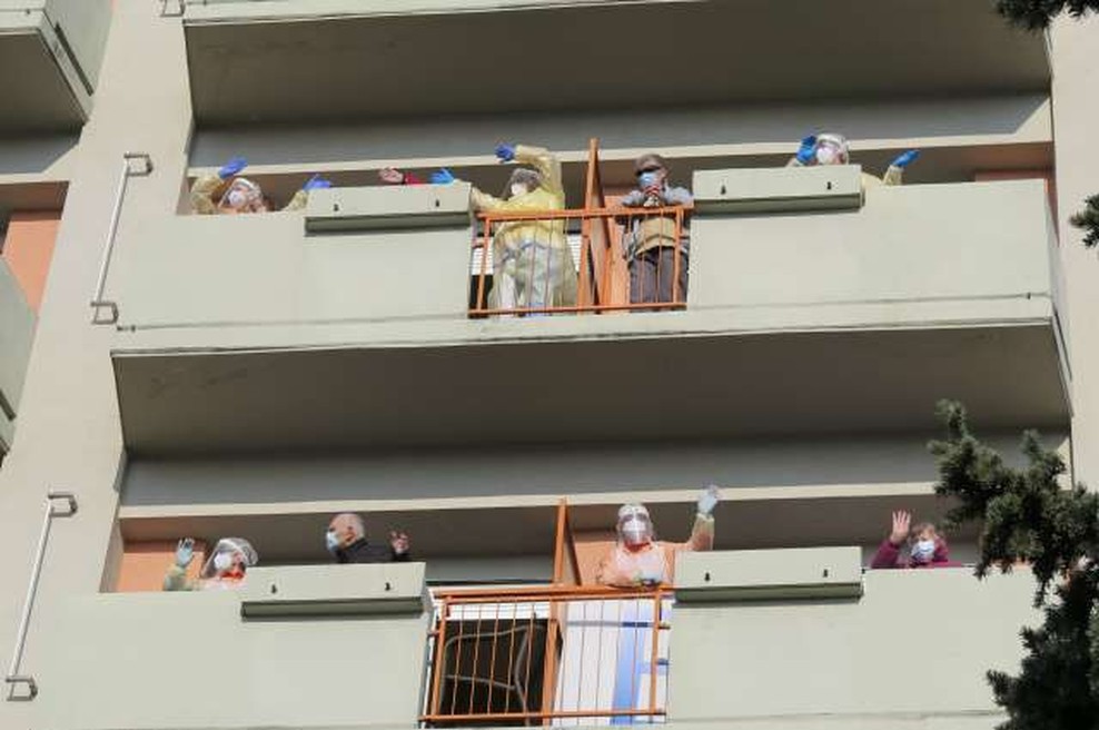 Interes za cepljenje v domovih za starejše različen, odprtih še nekaj vprašanj (foto: Andreja Serpen Dobaj/STA)