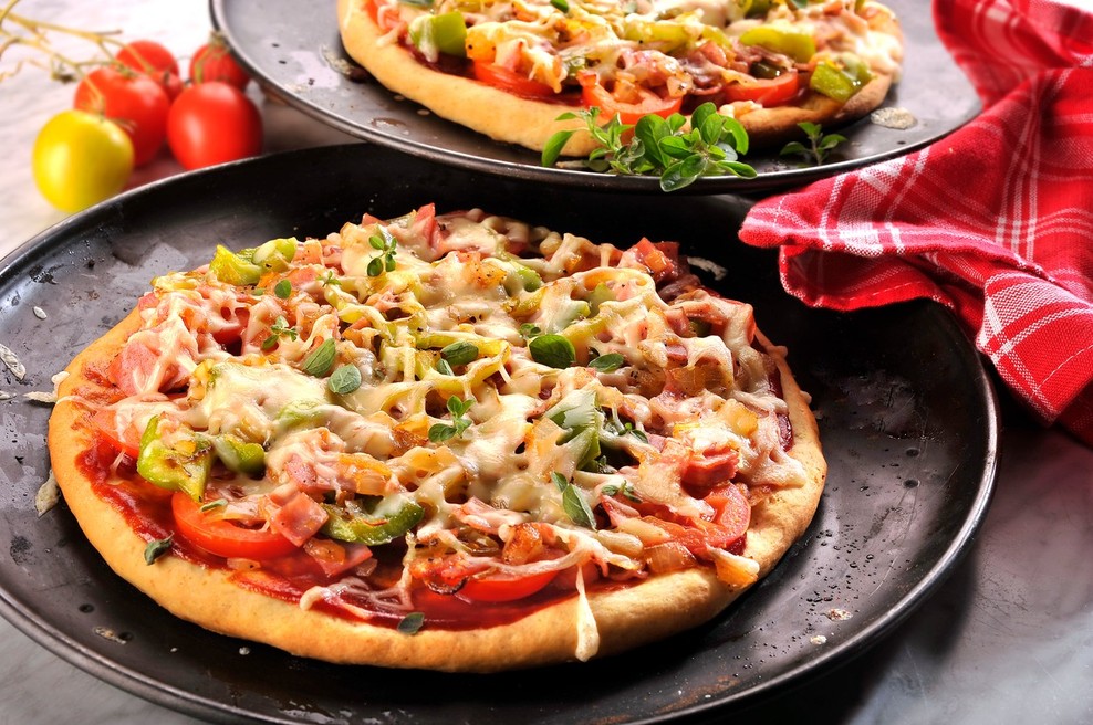 Najpogostejše napake, ki jih počnemo, ko DOMA pečemo PIZZO! (foto: profimedia)