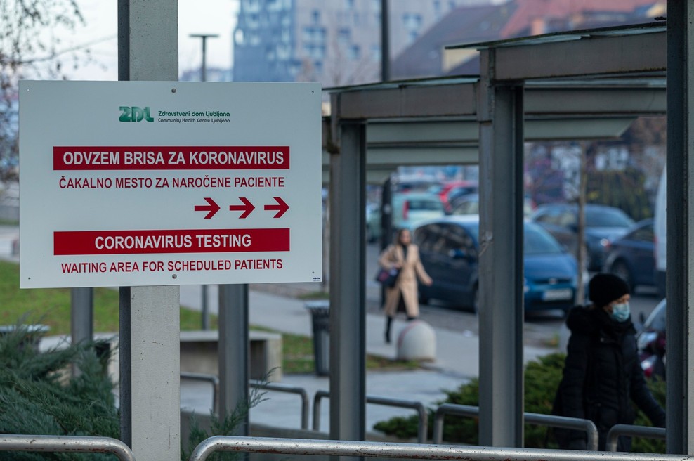 V torek začetek množičnega testiranja v več mestnih občinah (foto: Profimedia)