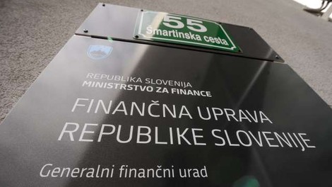 Furs: Za vsakih 10 dni nova vloga za povračilo dohodka v primeru karantene ali varstva otrok