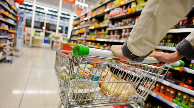 Od četrtka ponovno odprte le trgovine z živili (foto: Shutterstock)