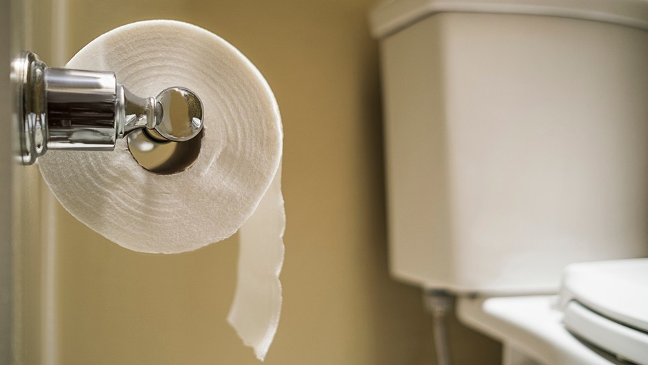 
                            Psihotest toaletnega papirja (ali kaj o vaši osebnosti pove način nameščanja rolice) (foto: profimedia)
