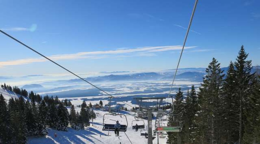 Upravljalcu smučišča Krvavec inšpektorji izdali globo in prepoved obratovanja (foto: Tinkara Zupan/STA)