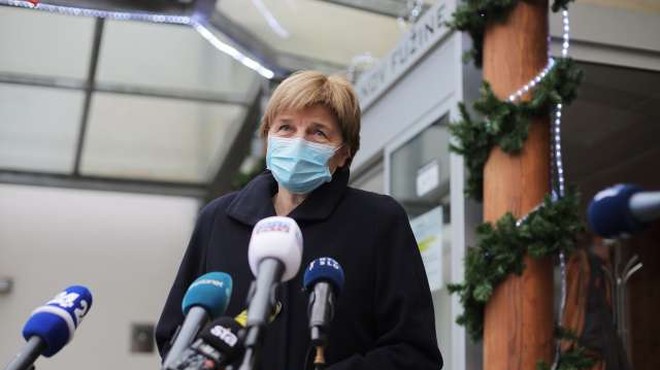 Marija Magajne: Cepljenje nas navdaja z upanjem, da smo na začetku konca epidemije (foto: STA/Daniel Novakovič)