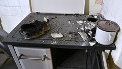Na Hrvaškem v potresih poškodovanih več kot sto objektov, največ na območju Siska in Petrinje (foto)