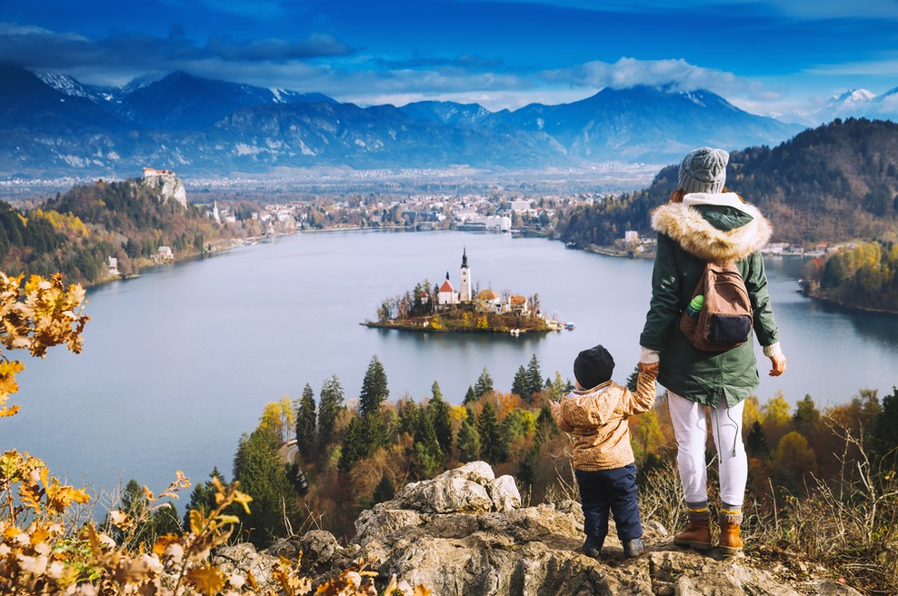 Slovenija v letu 2021: Kaj nas čaka na področju politike, gospodarstva, kulture in športa? (foto: Shutterstock)