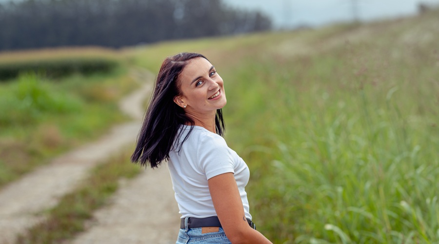 Nina Držaj: “Čas je za minimalizem, za odstranjevanje fizične, mentalne in čustvene navlake.” (foto: Osebni arhiv)