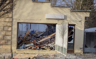 Žalostni posnetki iz porušenega mesta Petrinje (foto)