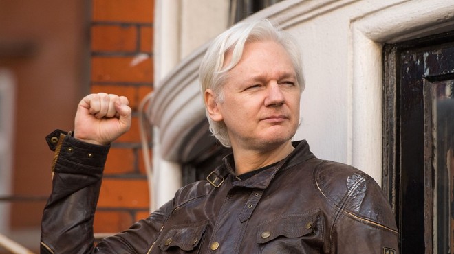 Britansko sodišče pred odločitvijo o izročitvi Juliana Assangea ZDA (foto: profimedia)
