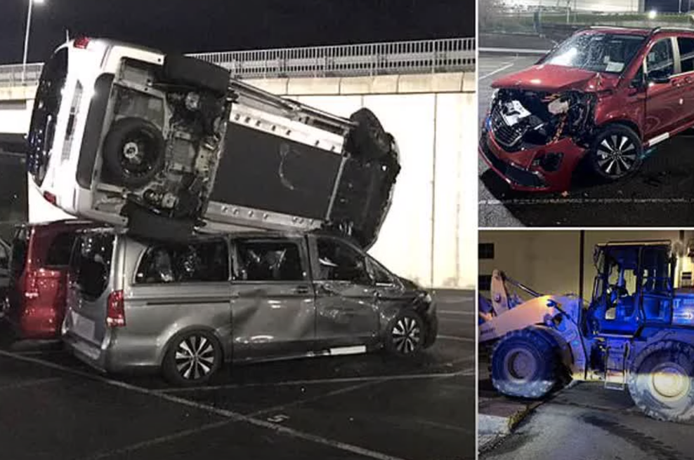 Nekdanji zaposleni v Mercedesovi tovarni iz maščevanja z bagrom uničil 50 novih vozil (foto: YouTube/posnetek zaslona)