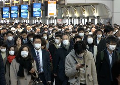 V Tokiu zaradi porasta okužb razmišljajo o ponovni uvedbi izrednih razmer