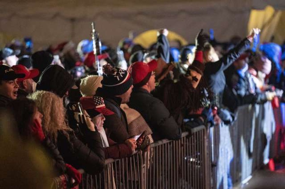 V streljanju v ameriškem kongresu ranjena ženska podlegla ranam (foto: Xinhua/STA)