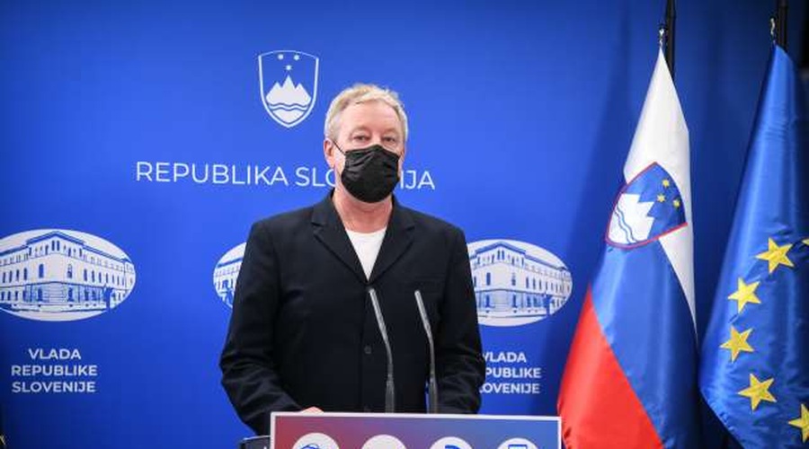 Štrukelj: Cepivo Moderne nudi visoko stopnjo zaščite in ima malo neželenih učinkov (foto: Nebojša Tejić/STA)
