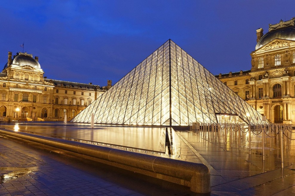 V pariškem muzeju Louvre zaradi epidemije 70 odstotkov manj obiskovalcev (foto: profimedia)