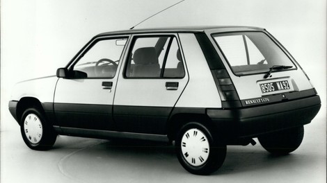 Se vračata 'Petka' in 'Katra'? Renault napoveduje nove modele z znanimi imeni