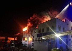 Ponoči zagorela objekta podjetij Treves in Riko, bližnje prebivalce evakuirali