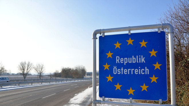 Za vstop v Avstrijo od petka obvezna registracija na spletu (foto: Shutterstock)