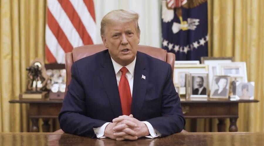 Vidno potrt Trump po potrditvi druge ustavne obtožbe ponovno obsodil nasilje (foto: Posnetek zaslona/Twitter)