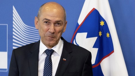 Odziv Janše: "Patetičen izliv ideološkega sovraštva do drugače mislečih"