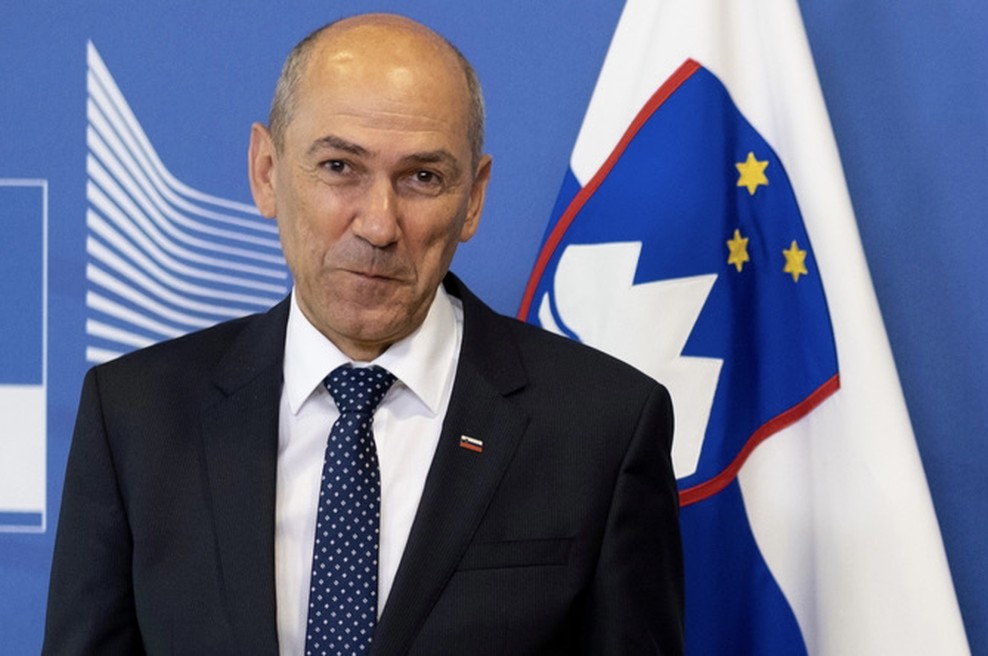 Odziv Janše: "Patetičen izliv ideološkega sovraštva do drugače mislečih" (foto: Shutterstock)
