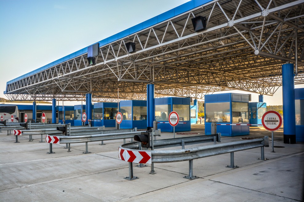 Za vstop v Avstrija obvezna registracija, na Hrvaško negativni test (foto: Shutterstock)