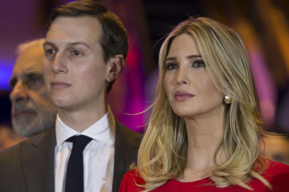 Agenti tajne službe pri varovanju Ivanke Trump morali na stranišče k sosedu Baracku Obami (foto: Shutterstock)