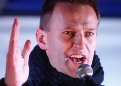 Vodja ruske opozicije Aleksej Navalni se danes vrača v domovino, čeprav mu grozi zapor